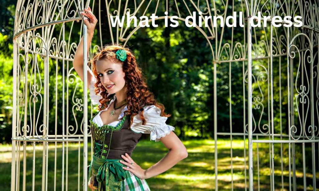 what is dirndl dress