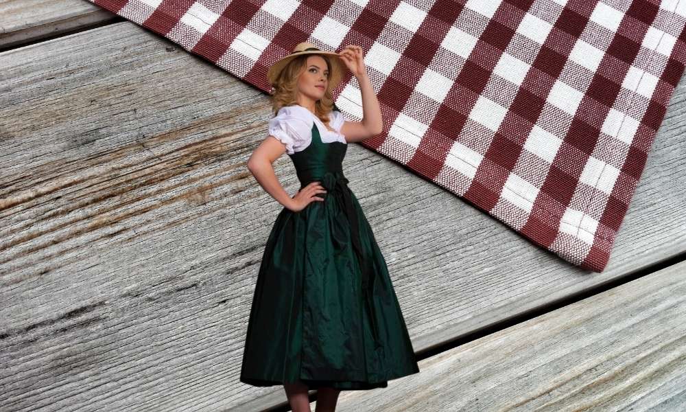 What to Wear at Oktoberfest Germany 2025 Guide